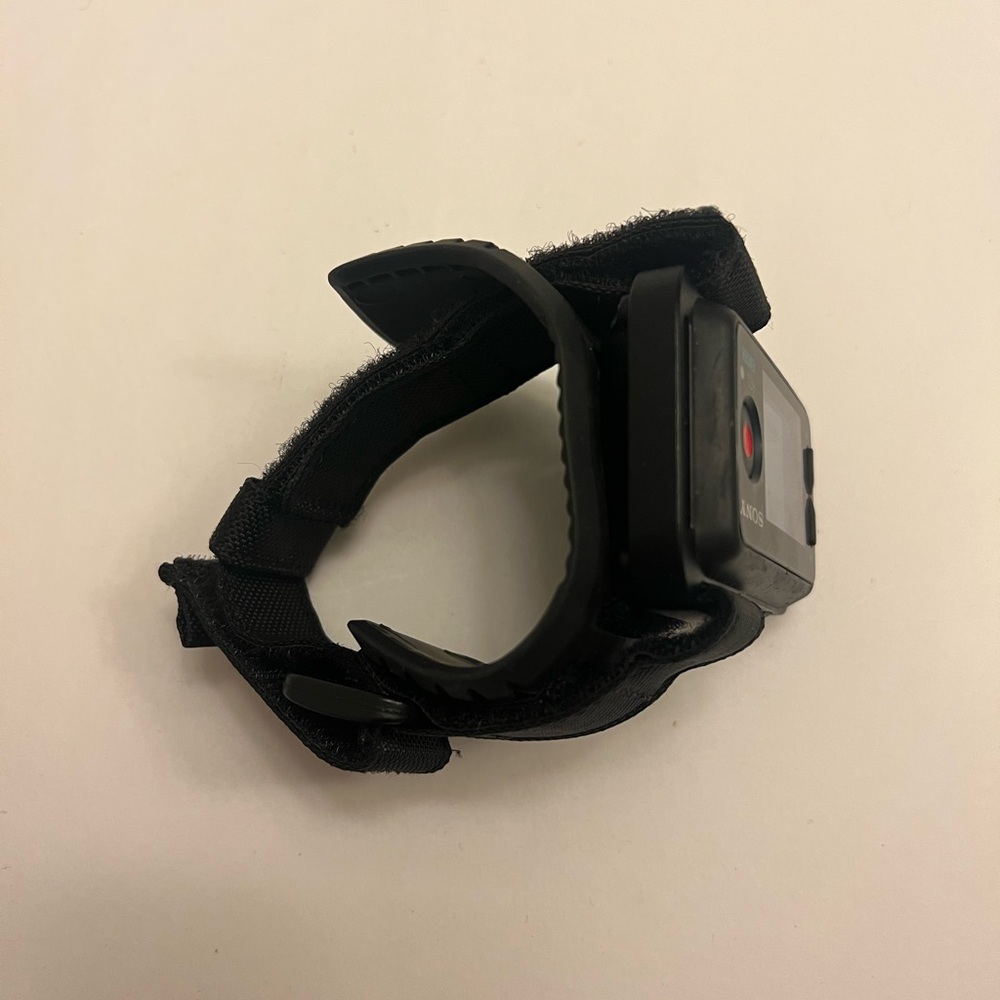 SONY RM-LVR2‎ LIVE-VIEW REMOTE W/STRAP - Picture 3 of 4